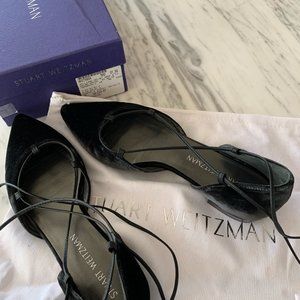 LIKE NEW Stuart Weitzman Gilligan Lace Up Flats